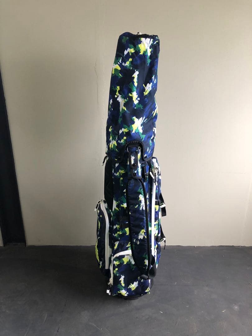 New Balance フラワーパターン キャディバッグ