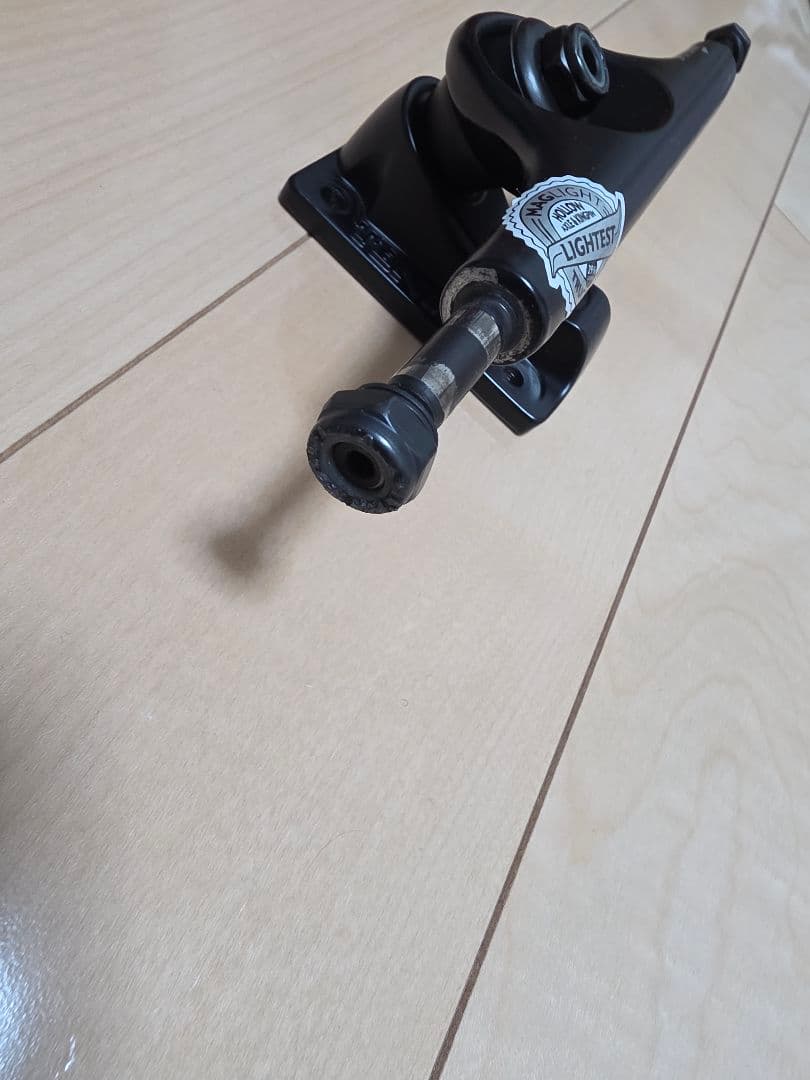 TENSOR TRUCKテンサートラックMAG LIGHT5.5 LO ブラック