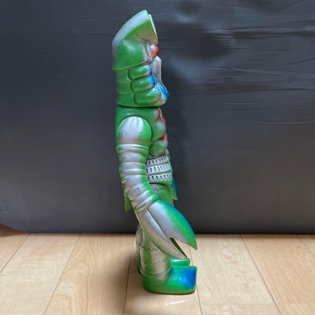 ブルマァク　ジャイアントバルタン星人　ソフビ！