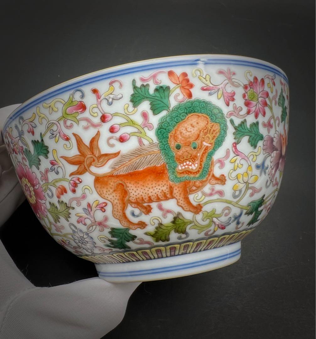 中国美術 古玩 大清乾隆年製 獅子紋様椀 木箱付き