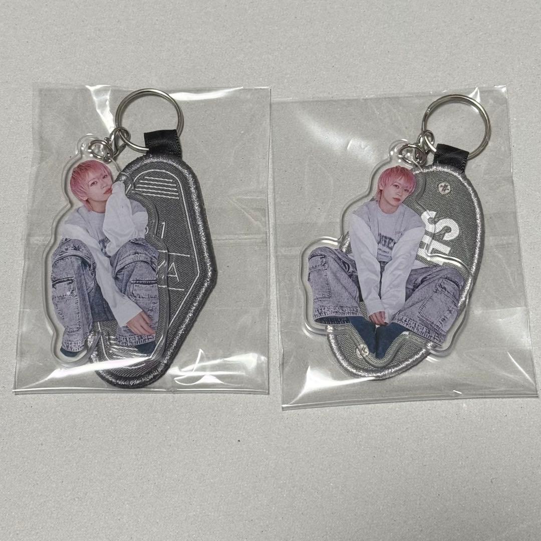 超特急 シューヤ キラリスクラッチ キーホルダー 2種コンプ