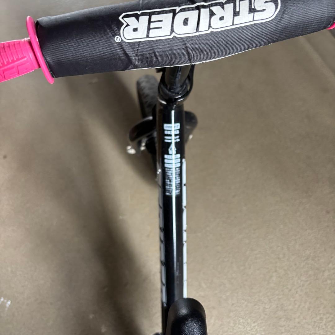 STRIDER ストライダー 12 sports ピンク　黒