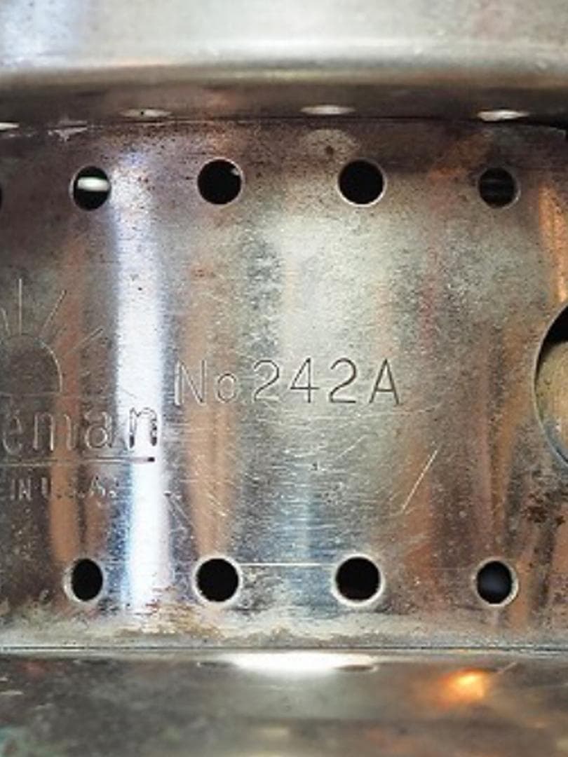 レアもの！ コールマン242A 後期型 ランタン　燃焼絶好調s09