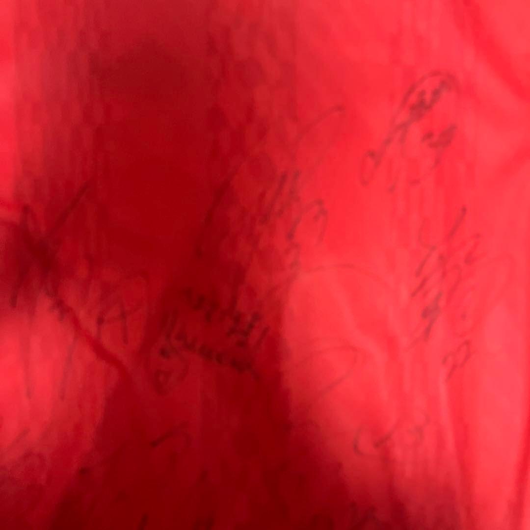 鹿島アントラーズの1997年モデルのサイン入りユニフォーム