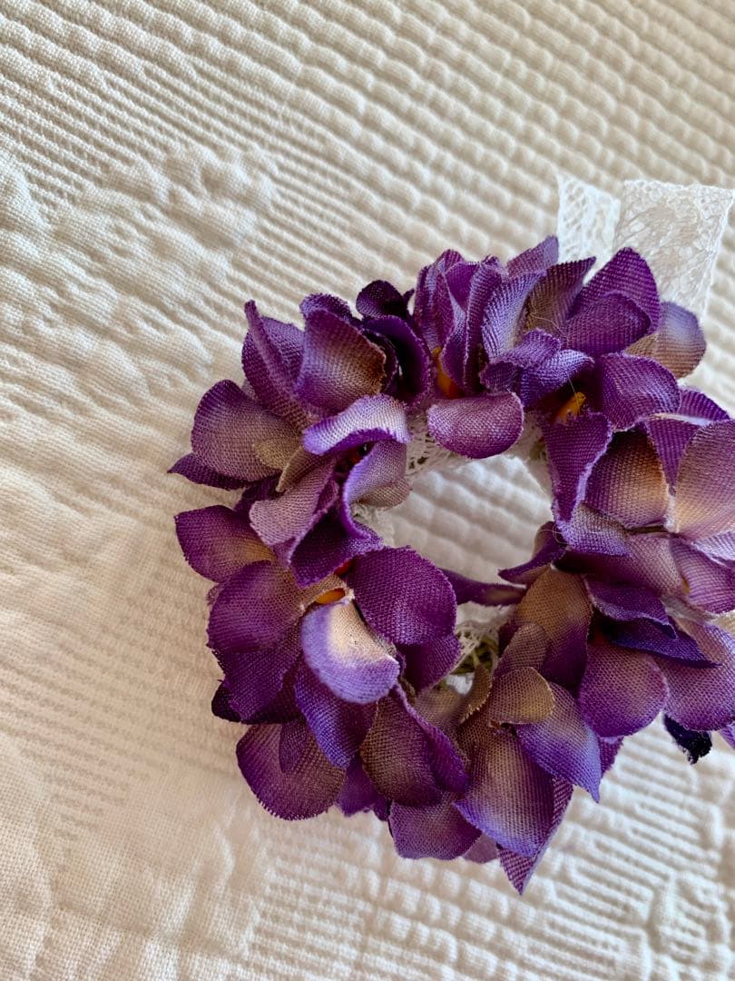 フランスアンティークスミレ布花冠＆DEMELスミレの砂糖漬70g未開封品set