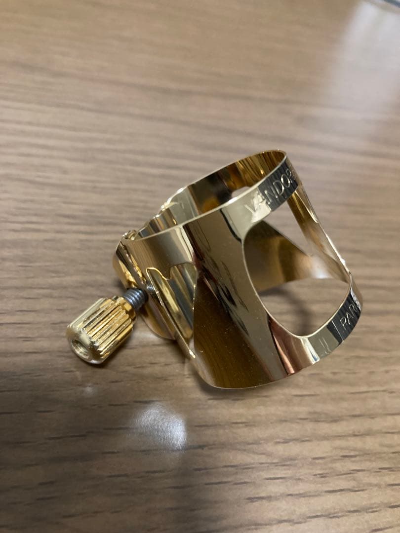 Vandoren（バンドレン）オプティマム　テナーサックス用リガチャー　金メッキ