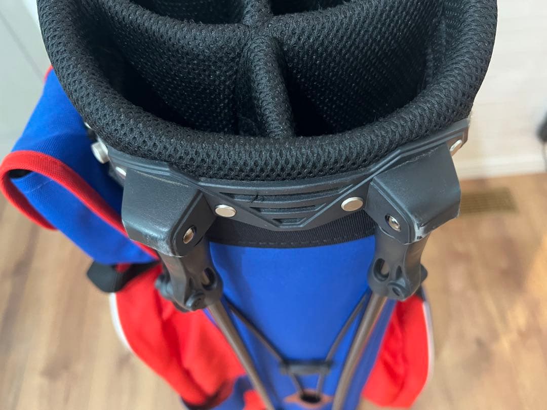 Rough & Swell Duckbill キャディバッグ