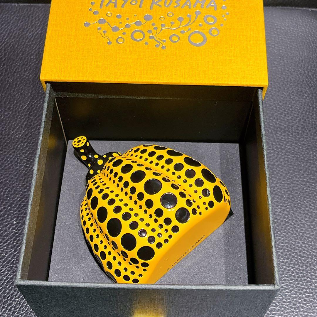 草間彌生　パンプキン　オブジェ　MOMA