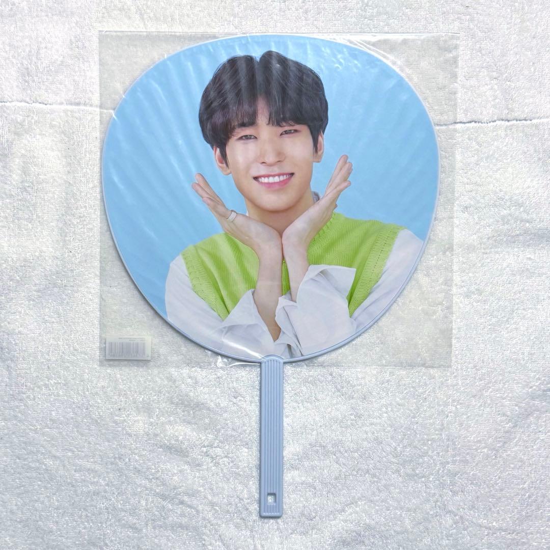 seventeen セブチ ウォヌ wonwoo うちわ まとめ売り