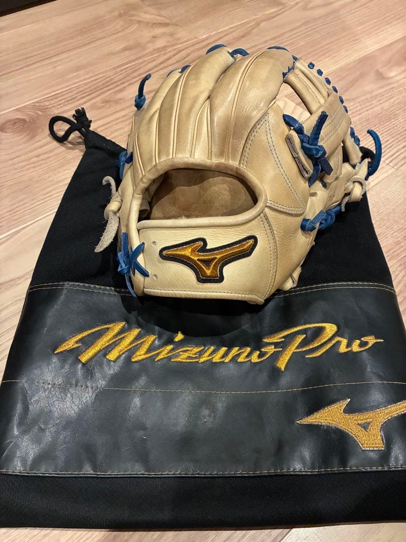 ミズノプロ　佐藤輝明モデル　軟式