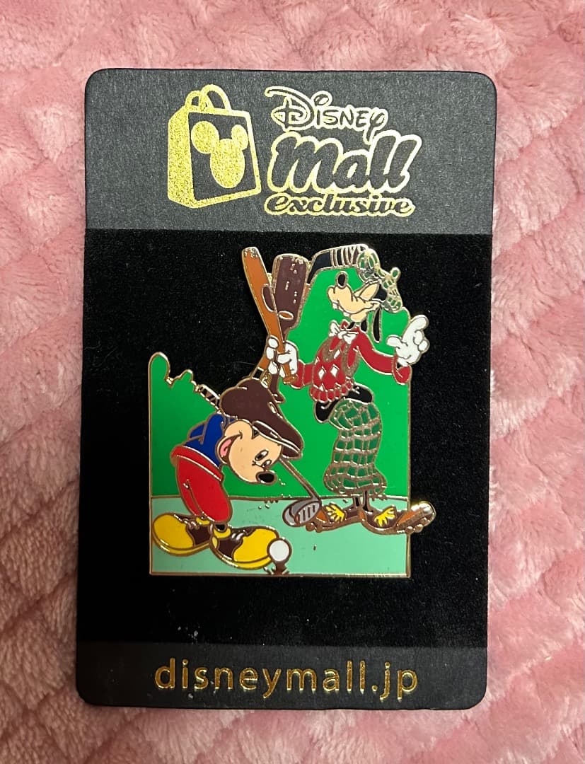 ディズニーモール　ミッキー　グーフィー　ピンバッジ　LE100