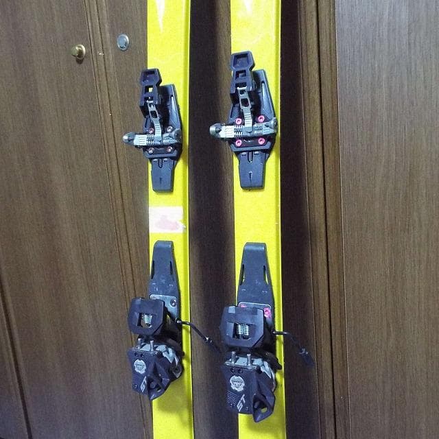 超美品_山スキーHEAD CYBER X10 _160cm_TLT付_インビス化