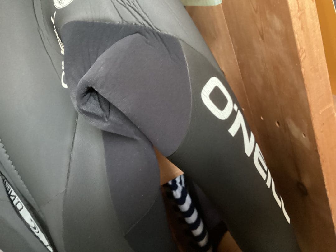 O'NEILL 3mm フルスーツ セミドライ