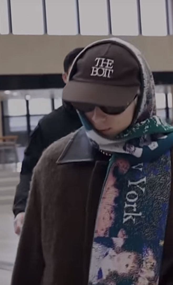 montmartre new york スカーフ マフラー INI 西洸人