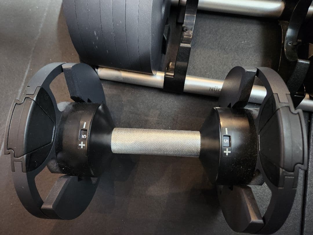 NUOBELL 36kg(2kg刻み) 1個　可変式ダンベル【片方】