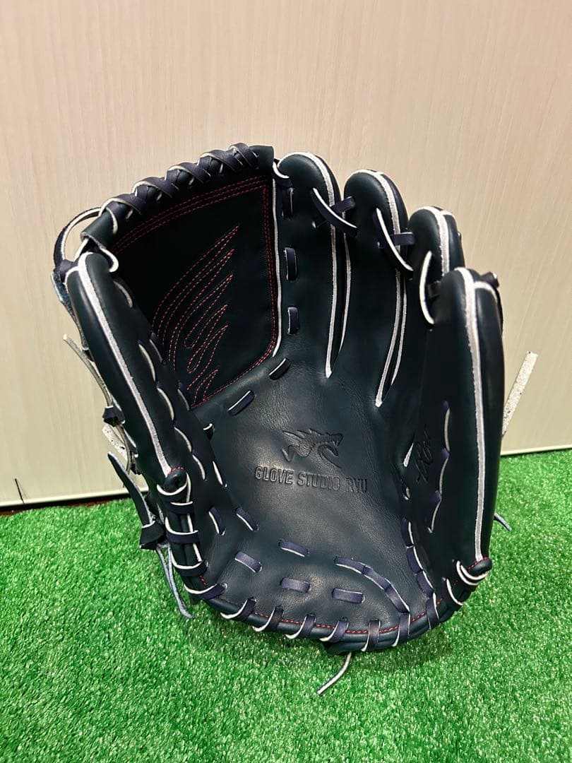 定価72,600円　RYU硬式投手用グローブ（新品）