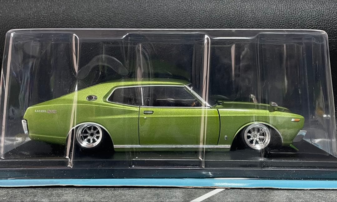 1/24 アシェット 国産名車 NISSAN ローレル SGX 改 カスタム