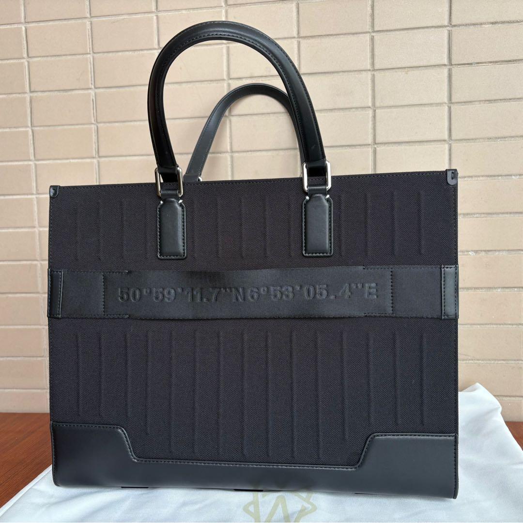 （予約販売） ビジネスバッグ ブラック ストライプデザイン