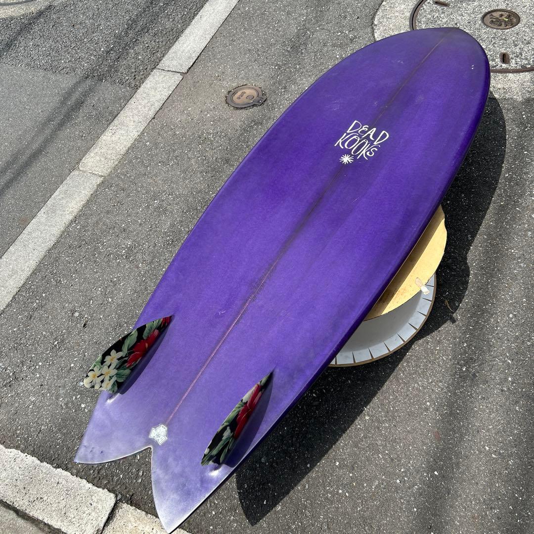 DEADKOOKS twin フィン　サイズ5.6 お値引き不可