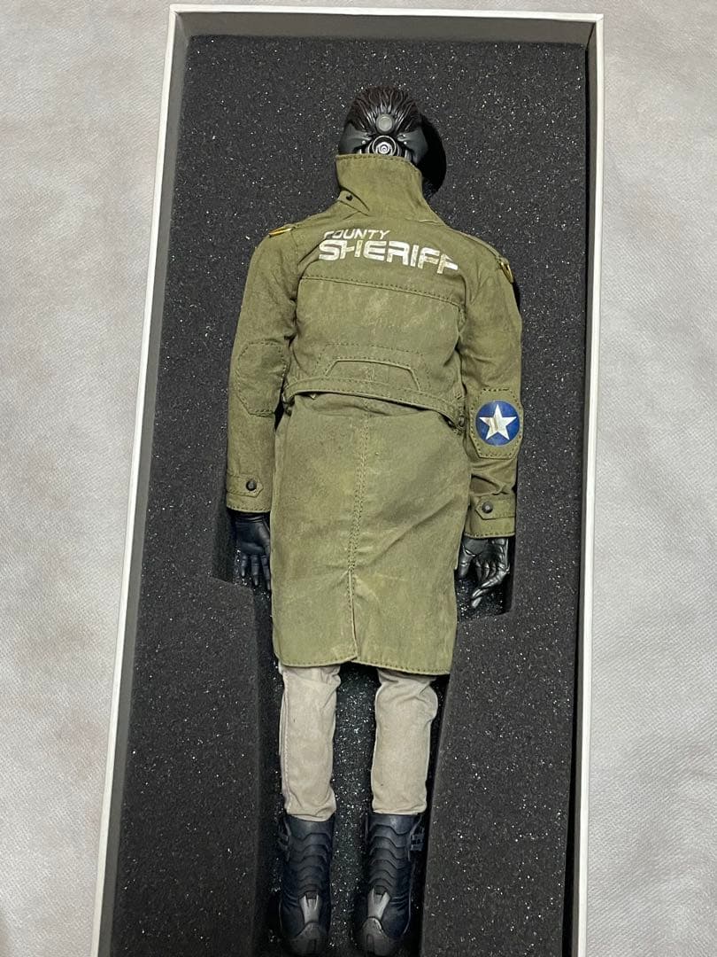 AX2 Studio BOOM- SMITH BAKER サイバーコップ1/6