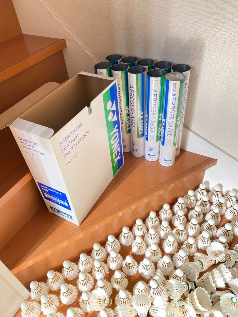 YONEX AEROSENSA 600シャトル130球使用済み