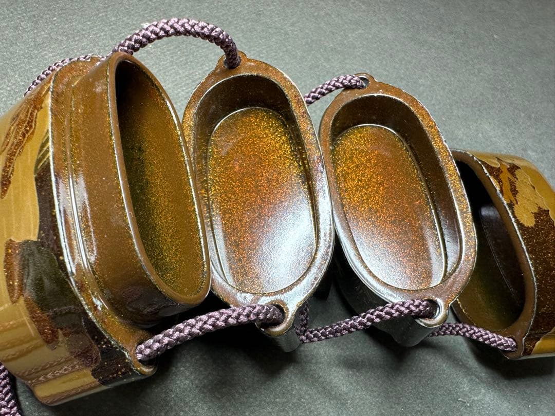 Kanさん　専用 蒔絵　印籠　金箔　松柄　漆器 根付　古美術品　 細密細工