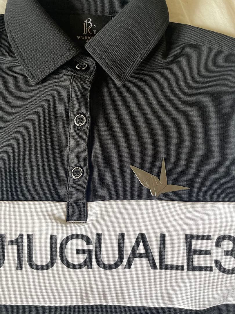 1PIU1UGUALE3 ウェア新品未使用ポロシャツ表参道ヒルズ限定デザイン