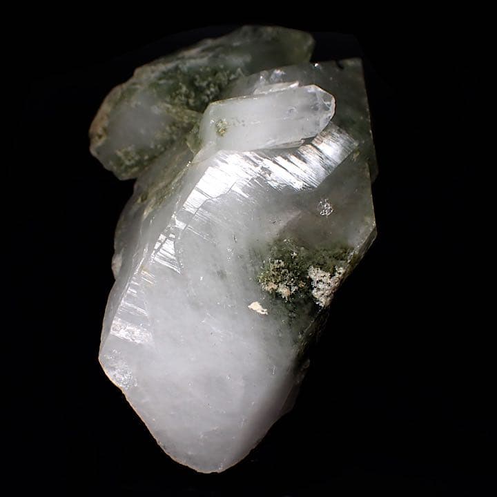 【パキスタン/バロチスタン産】クローライトイン(カーバチャー、ベント)クォーツ