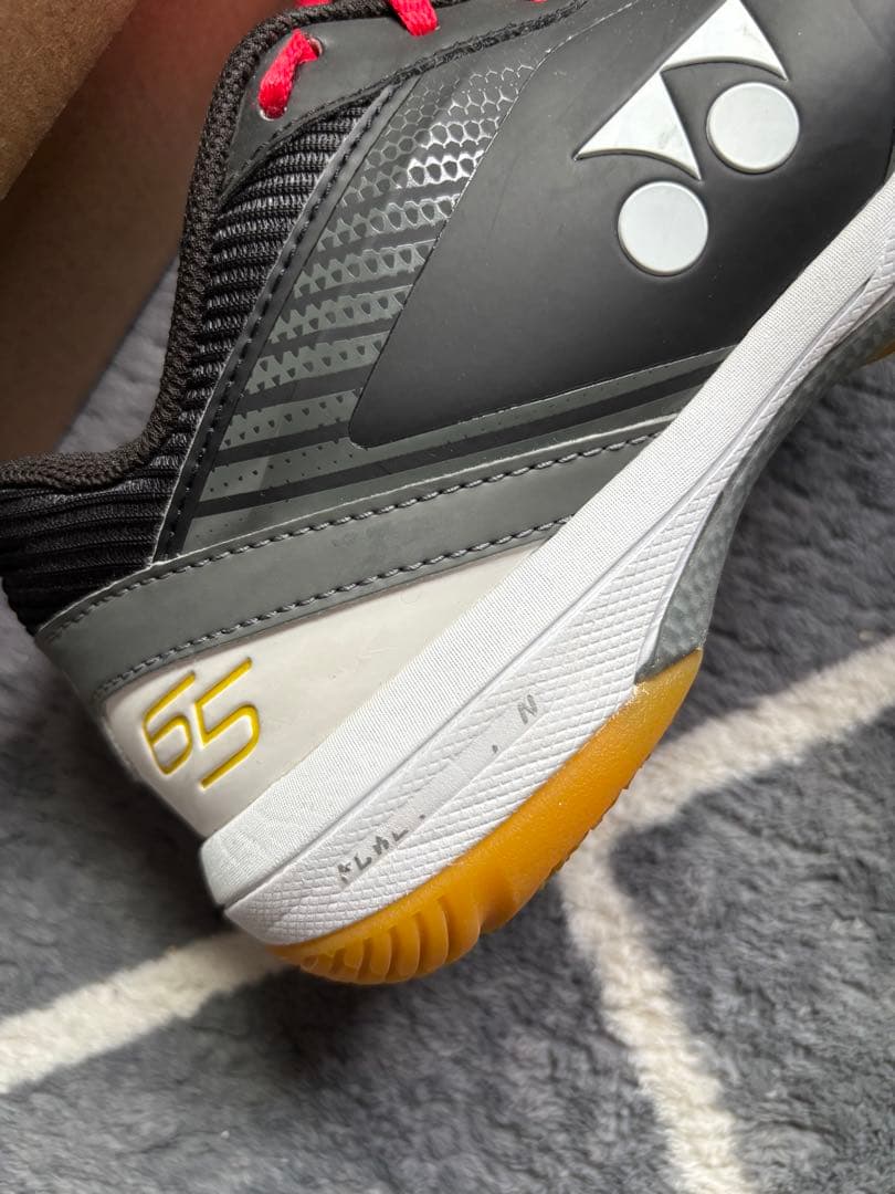 YONEX バドミントンシューズ パワークッション65Z ブラック　25.5㎝