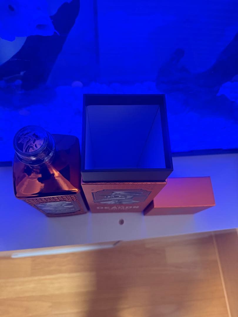 THE DEACON ザ・ディーコン　箱入り　スコッチウイスキー 700ml