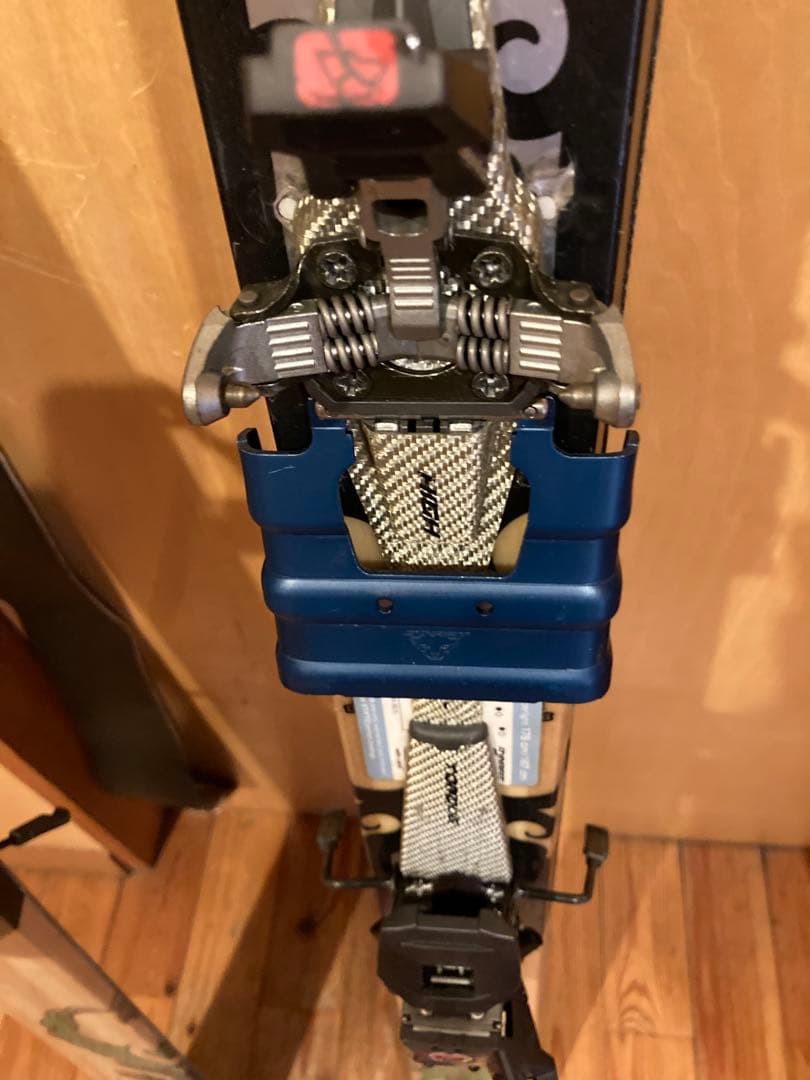 バックカントリースキー