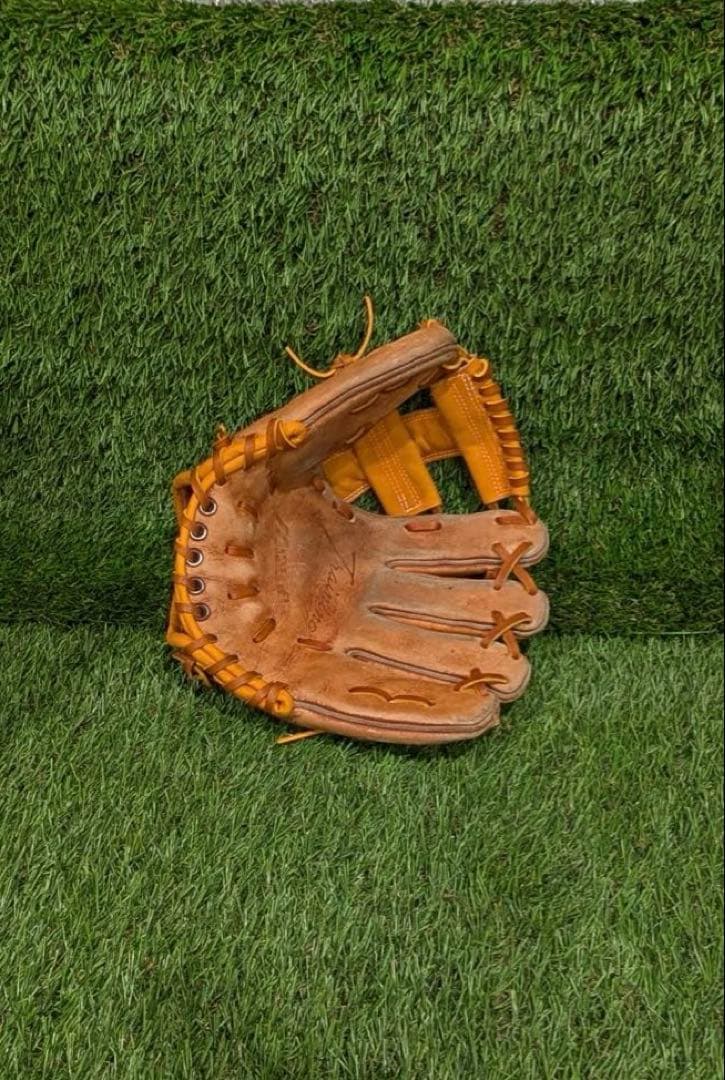 野球グラブ　グローブ　一般硬式大人用　内野手用　ミズノワールドウィントレーニング