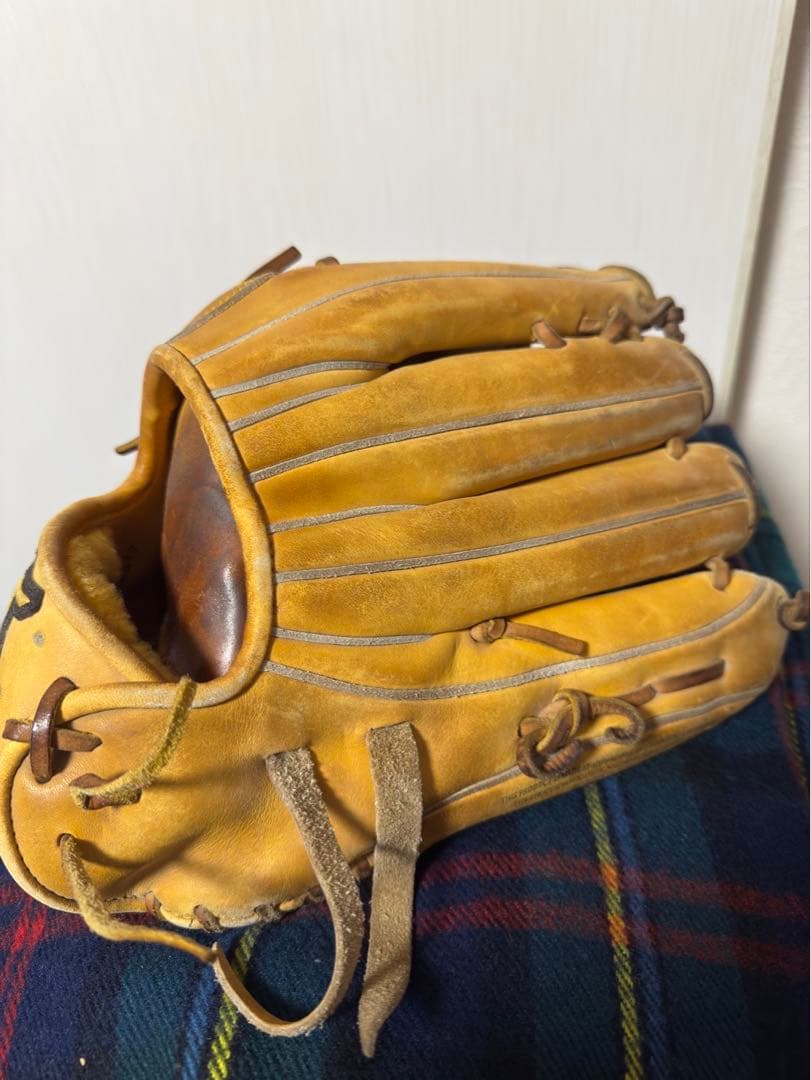 ミズノプロ硬式用グローブ イエロー左用