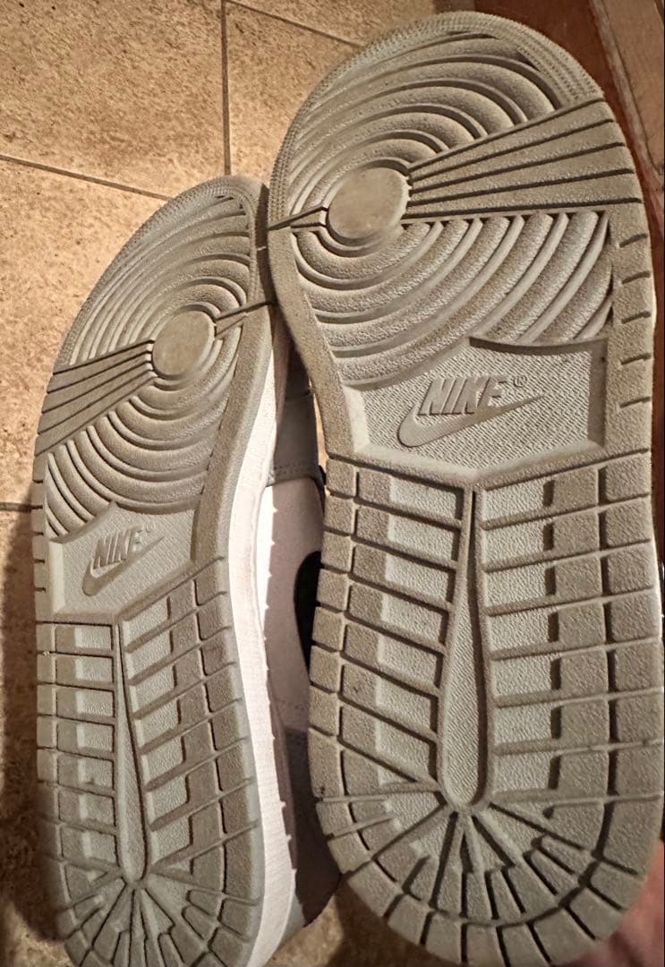 NIKE AIR JORDAN 1 MID / ジョーダン ブランド エア