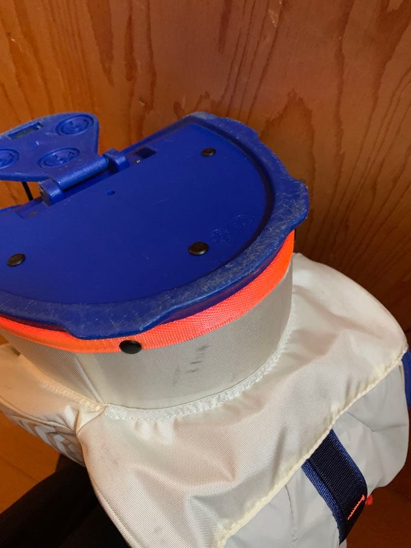 adidas ゴルフ　スタンド式キャディバッグ　軽量