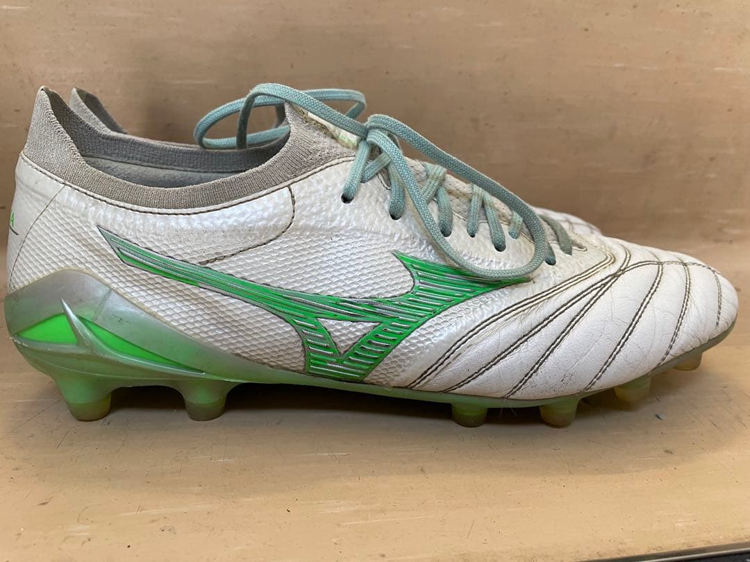 Mizuno モレリアneo4βホワイト/グリーン