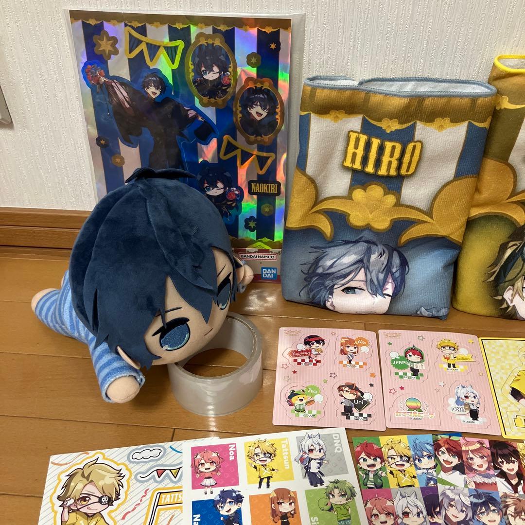 カラフルピーチ　グッズ　1番くじ　ガチャ　ぬいぐるみ　タオル　ステッカー