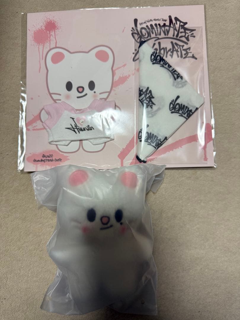 SKZOO PLUSH + OUTFIT セット ヒョンジン　ジニレット