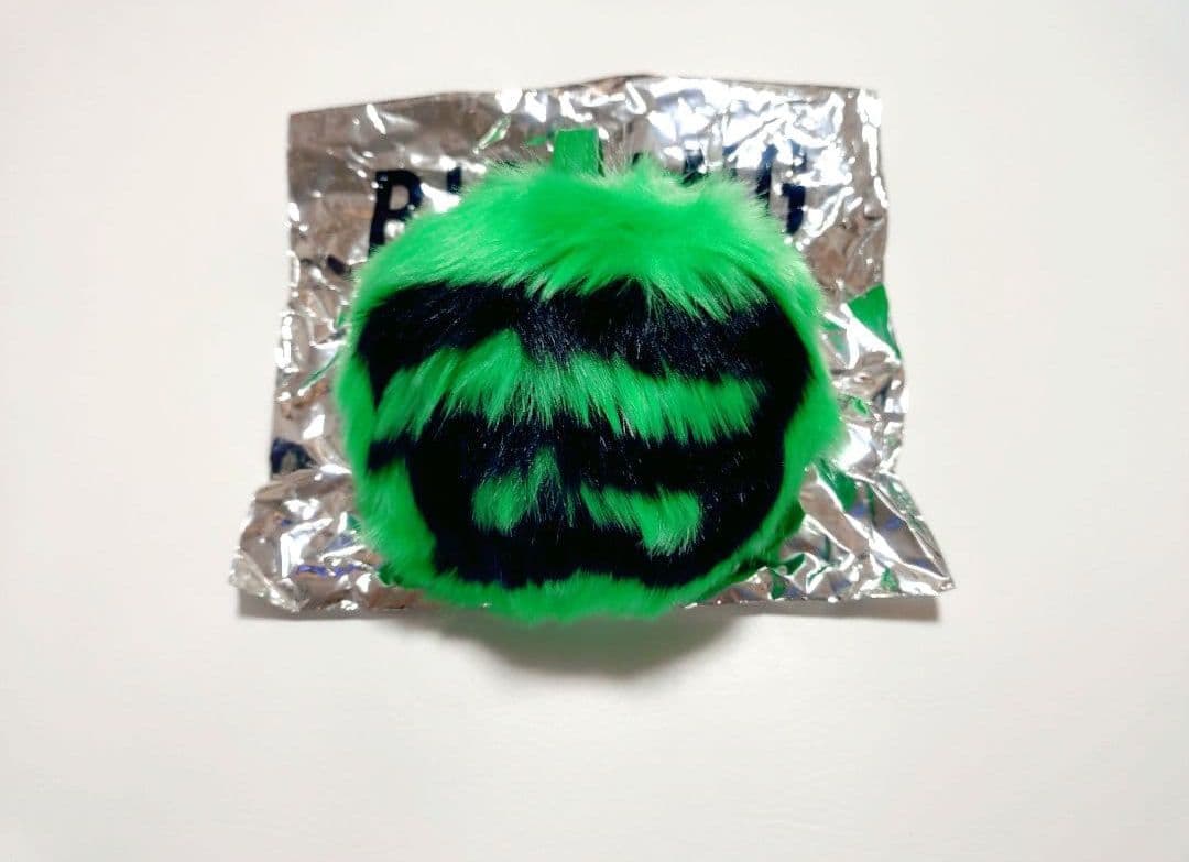 BIGBANG TOP フォトカード ファーチャーム プレイボタン リング