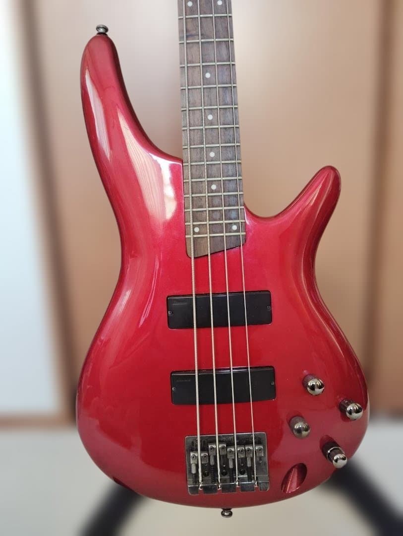 Ibanez アイバニーズ SR300 メタリックレッド　4弦　アクティブ