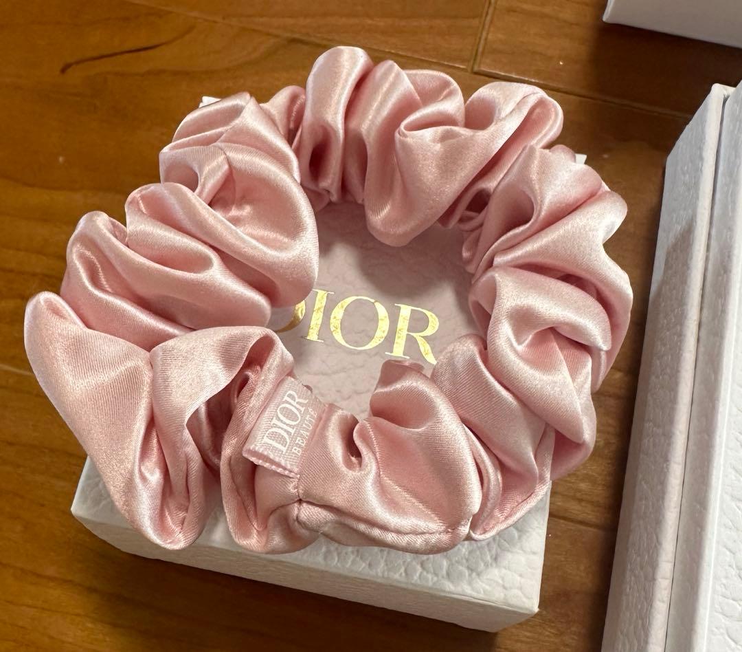 ディオール　Dior ノベルティ　おまとめ　タオル　シュシュなど　ギフト