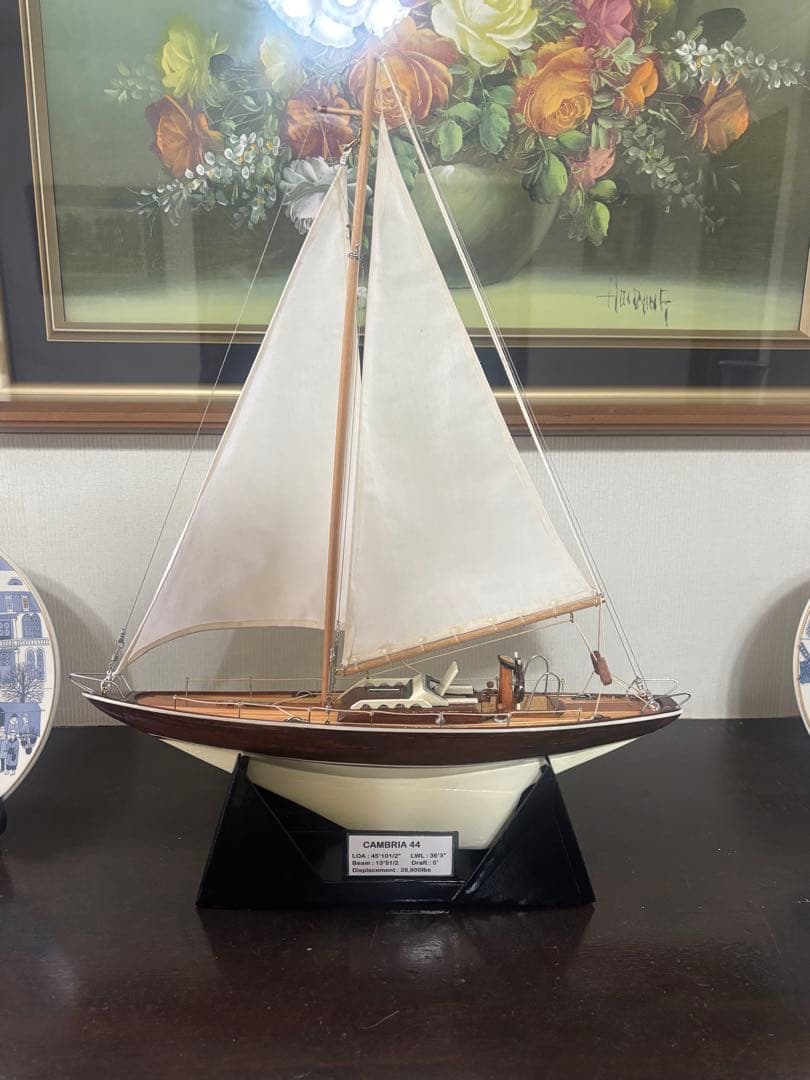 インテリア、木製モデルヨット