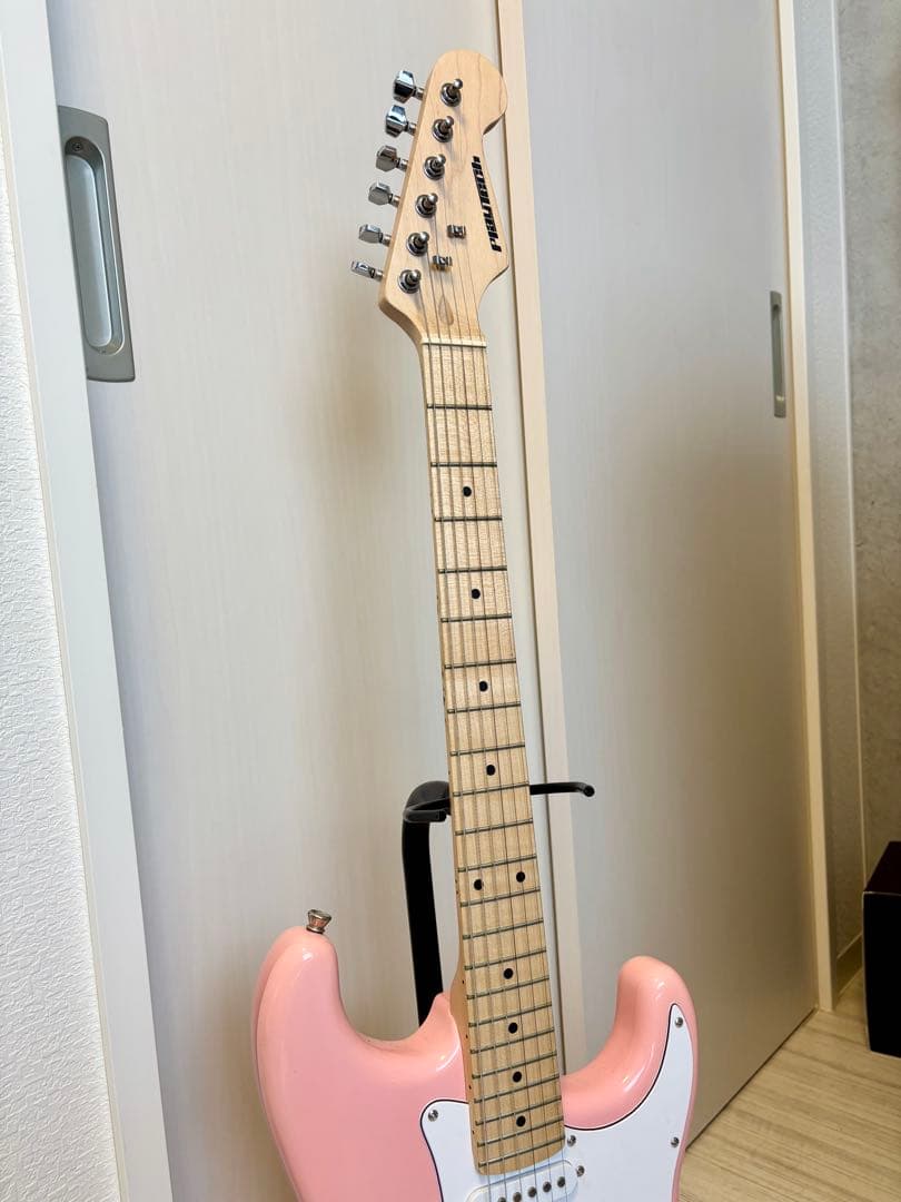 ギター PLAYTECH ST250 Maple Pink