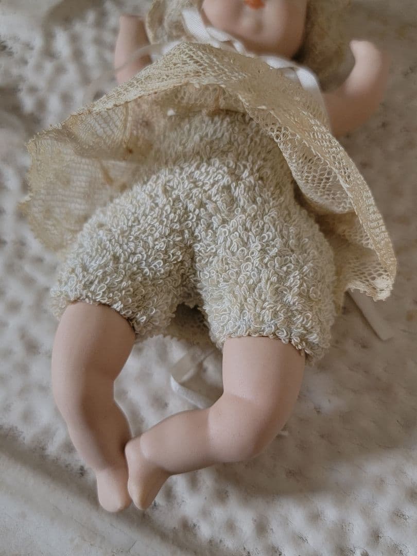 フランスアンティーク　ビスクドール　ミニョネットbebe　ベベドール　ねんね