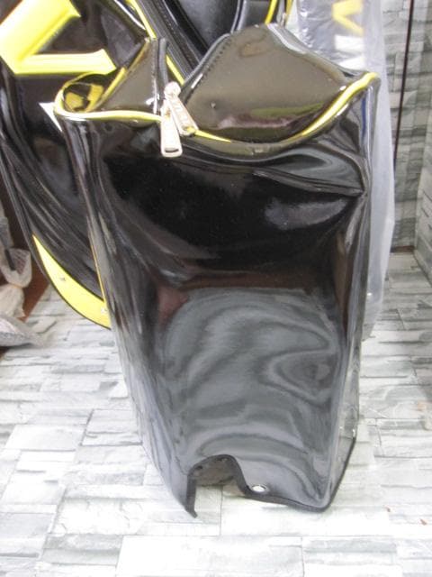 新品≪ VIVAL ≫ キャディバッグ JAPANモデル BK/YE 9,5型