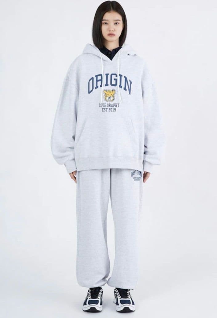 SEVENTEEN HOSHI 着用 CODE GRAPHY パーカー