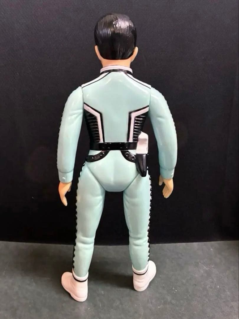 ■ブルマァク ウルトラ警備隊 隊員 ソフビ / ウルトラセブン