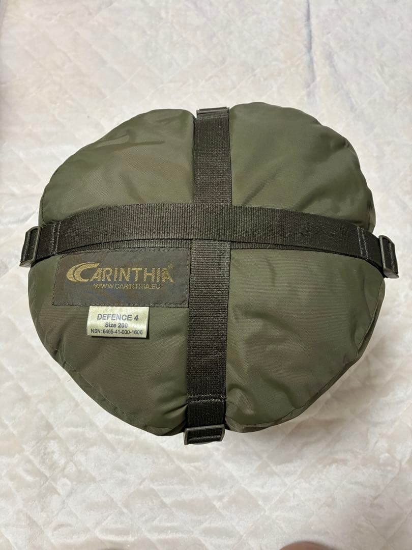 CARINTHIA DEFENCE 4 カリンシア　寝袋 オリーブグリーン