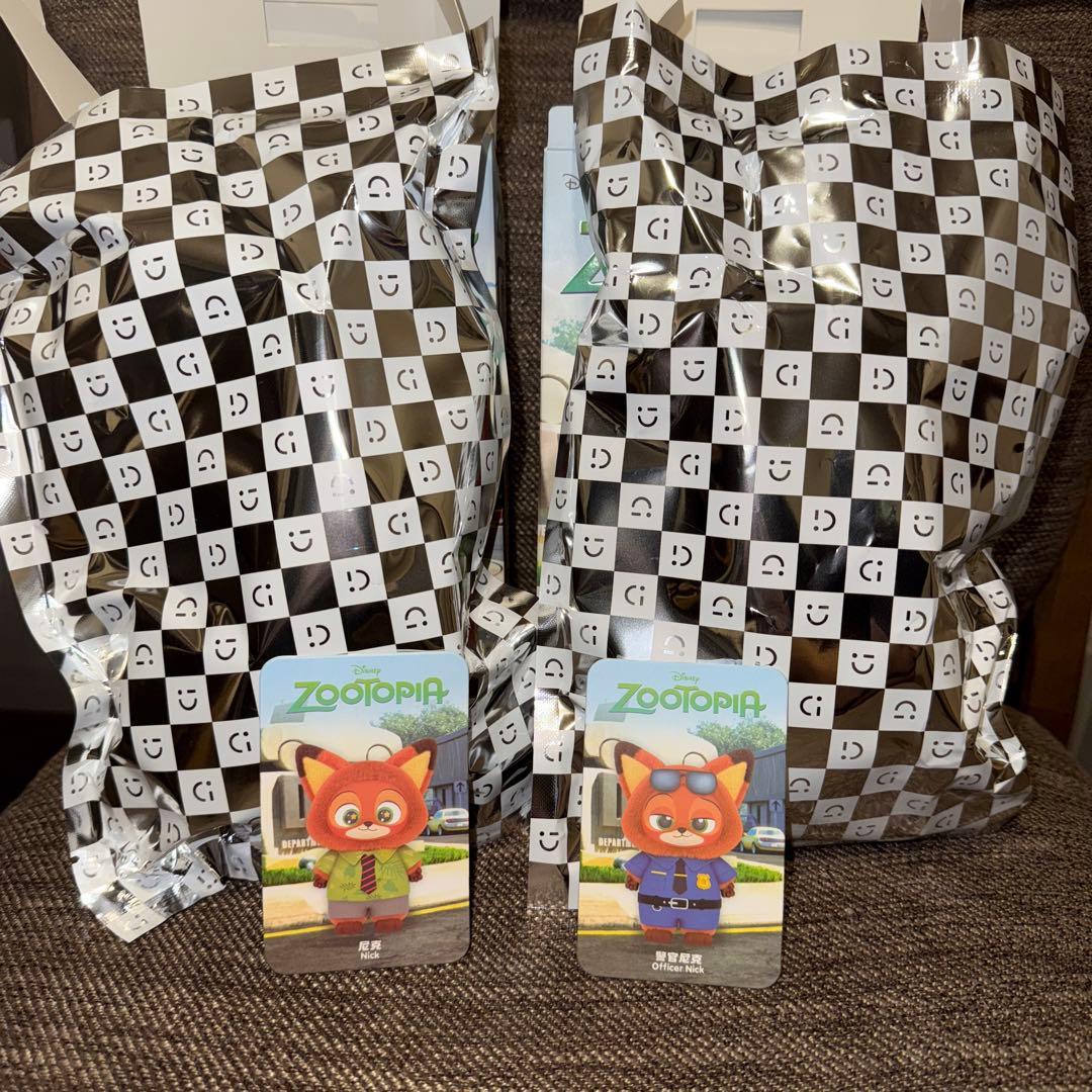 MINISO ディズニー　ズートピア　マスコット　ぬいぐるみ ニック　2点セット