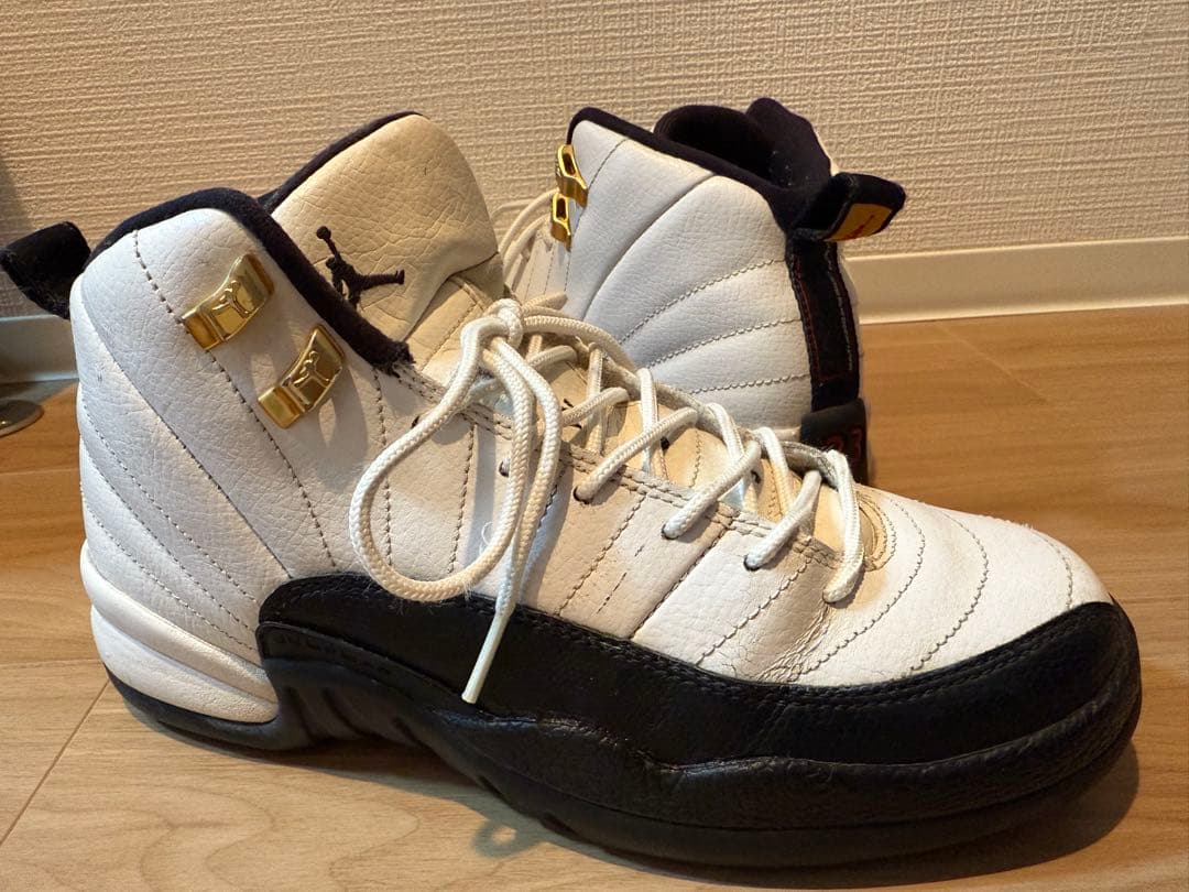 Air Jordan 12 ホワイト/ブラック/ネイビー